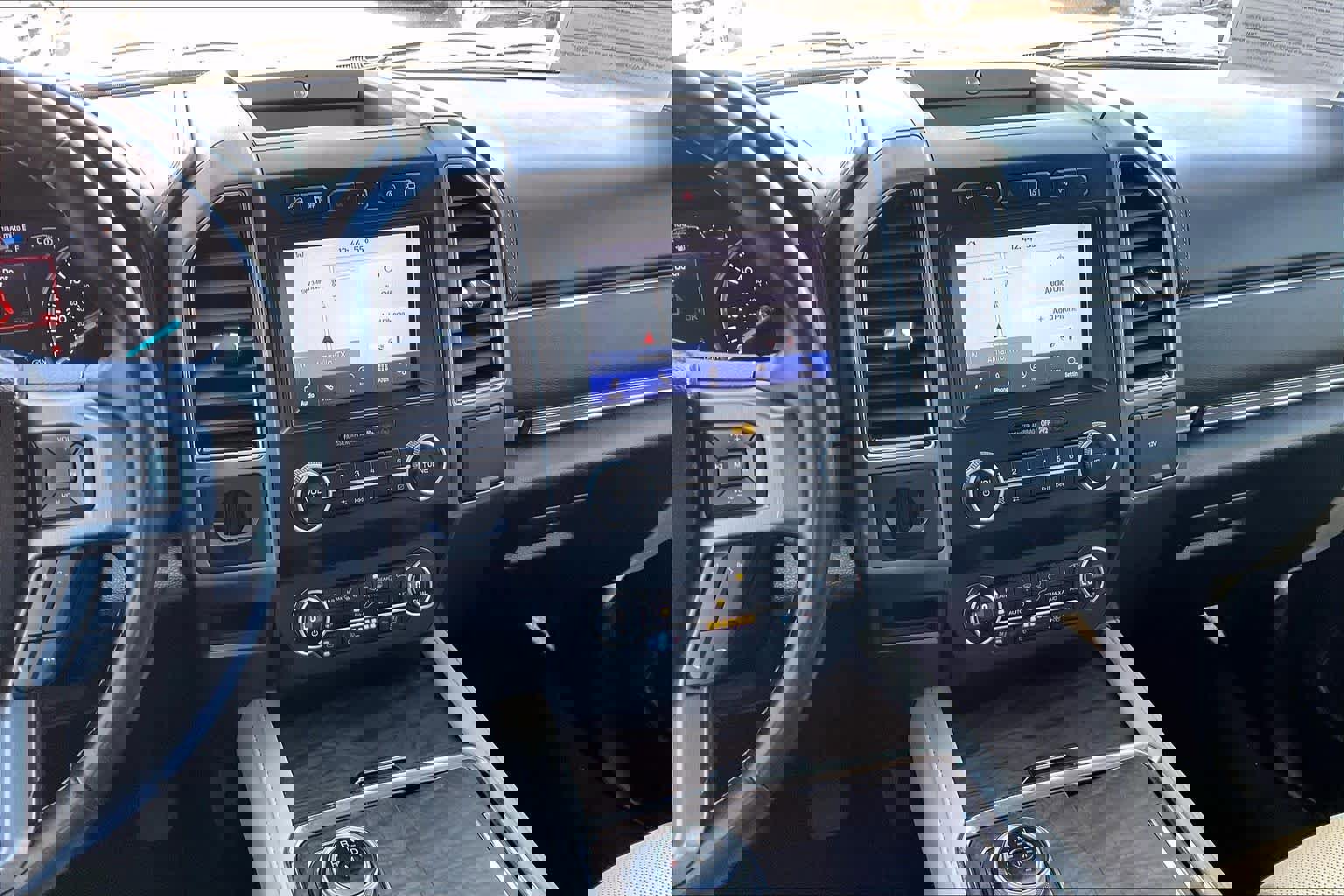 Used 2021 Ford Expedition Platinum image 7