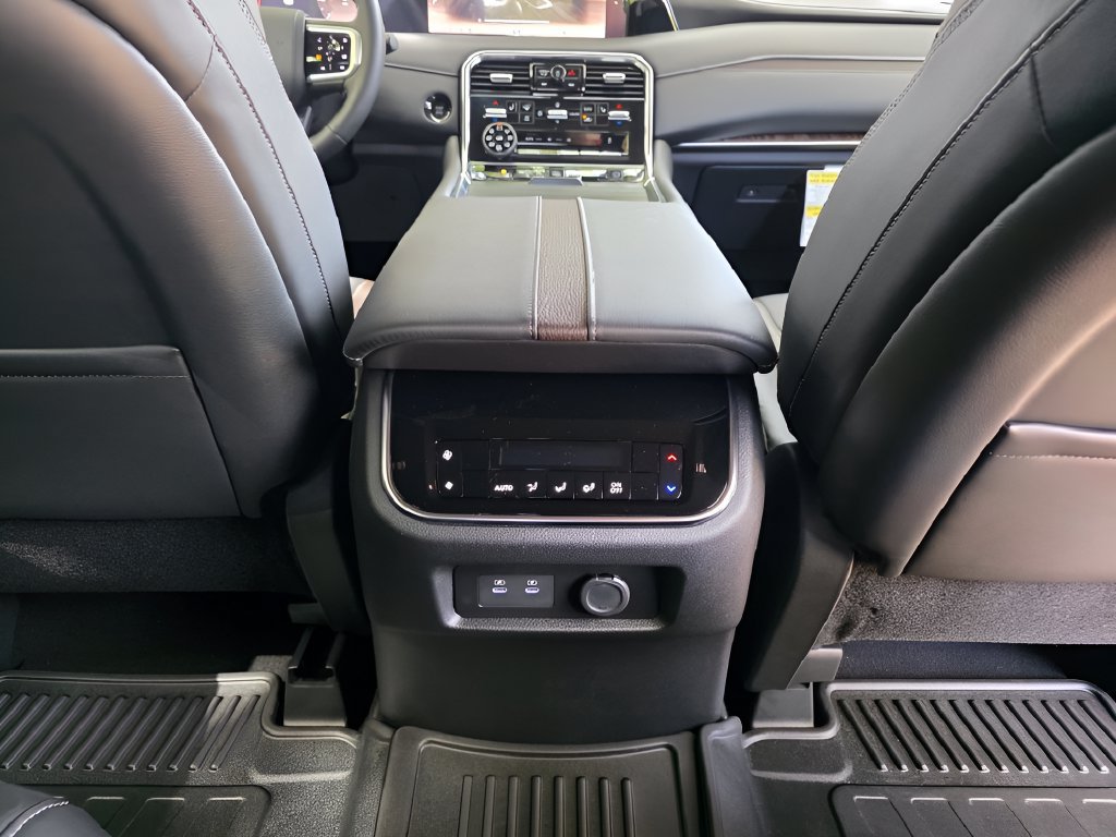 New 2026 Nissan Armada SL AWD/4WD image 13