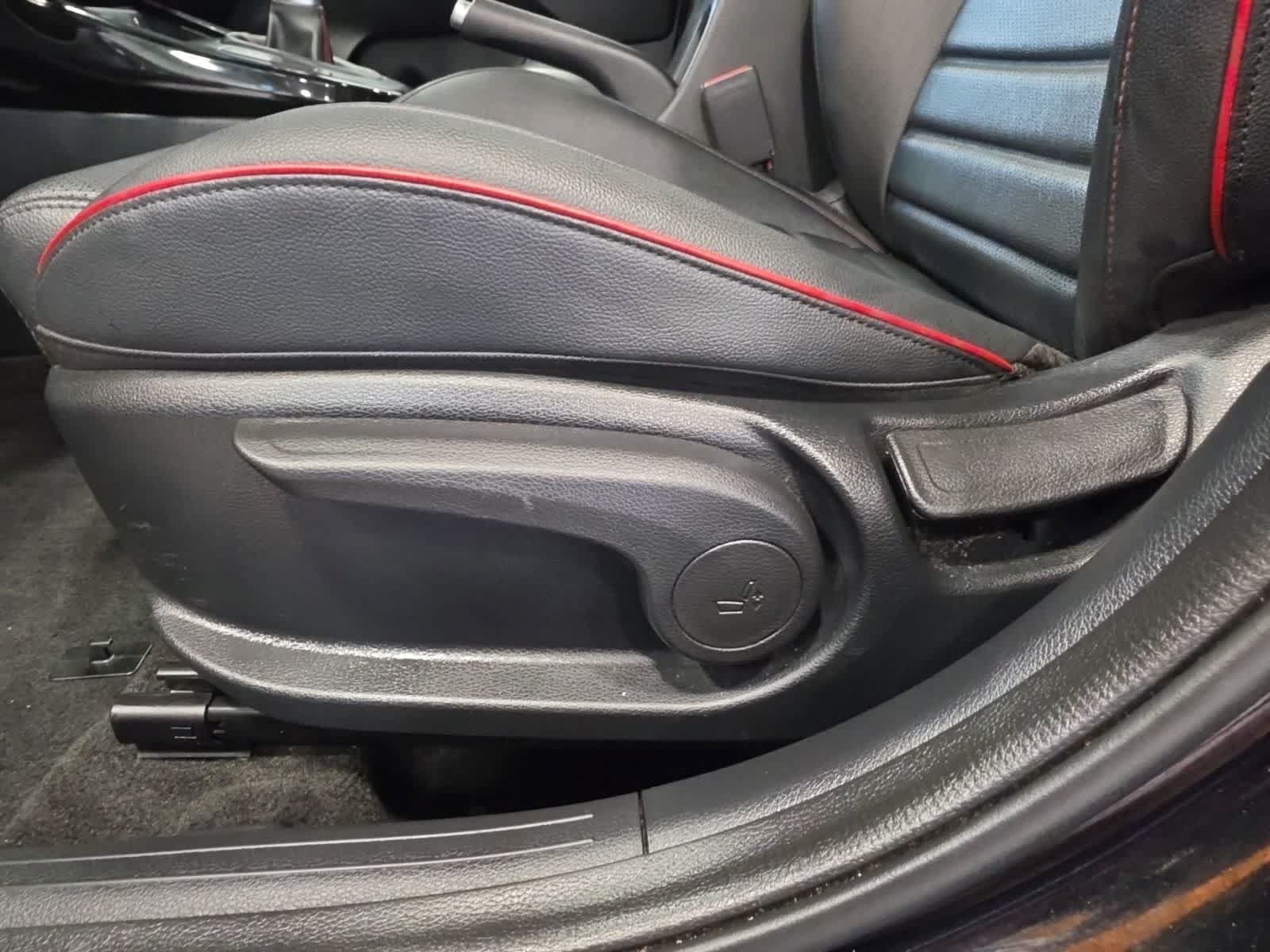 Used 2023 Kia Forte GT FWD image 16