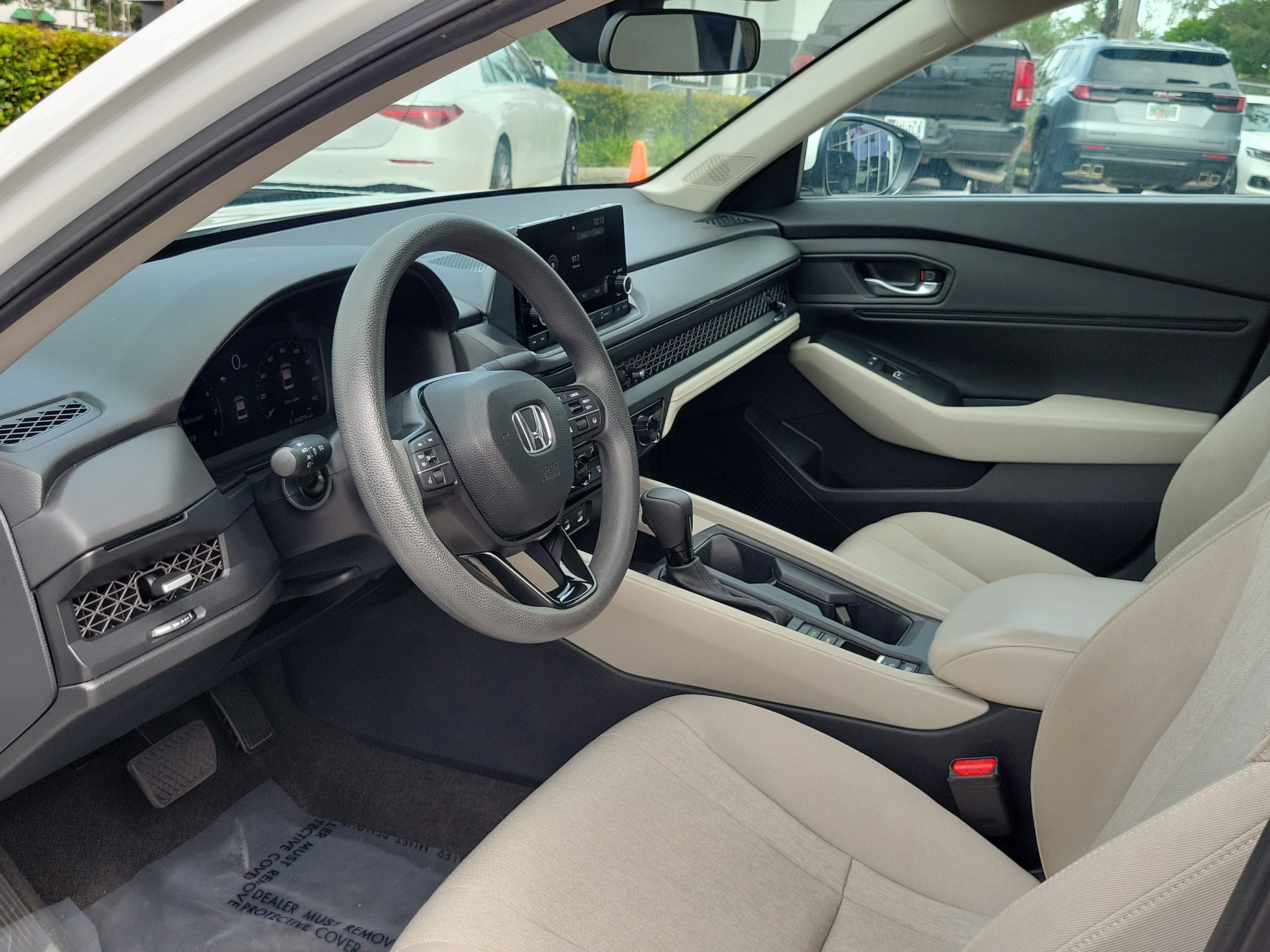 Used 2024 Honda Accord EX image 9