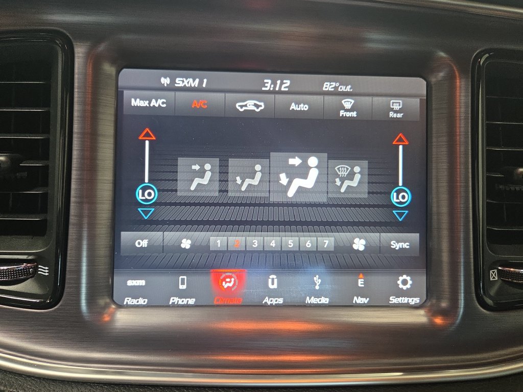 Used 2018 Dodge Challenger R/T Scat Pack w/ Driver Convenience Group RWD image 34