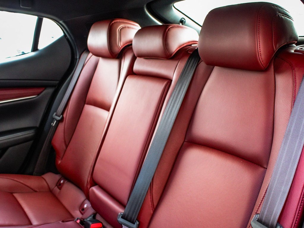 Used 2022 MAZDA MAZDA3 s image 34