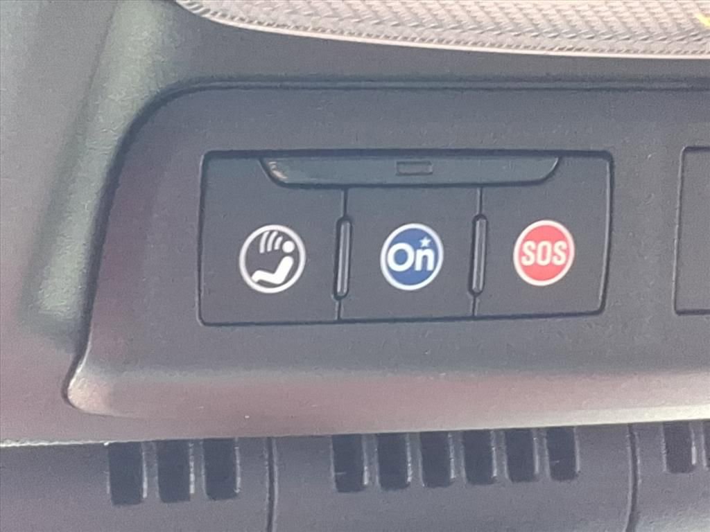 Used 2023 Chevrolet Colorado ZR2 image 18