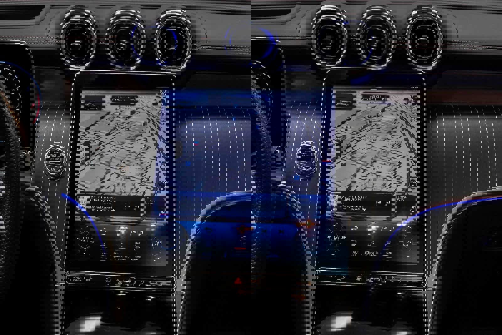 Used 2023 Mercedes-Benz GLC 300 image 13