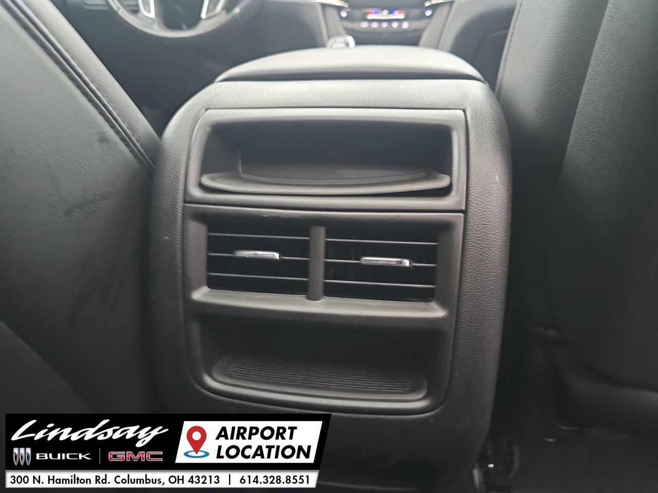 Used 2018 Cadillac XT5 Luxury w/ Driver Awareness Package image 22