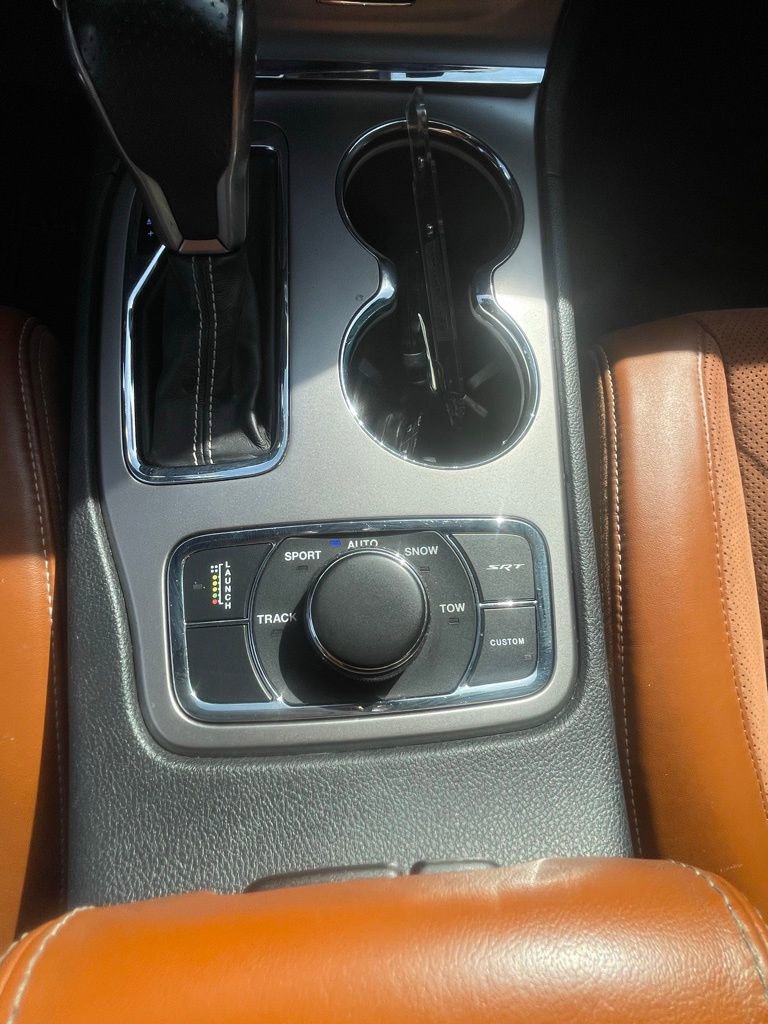 Used 2017 Jeep Grand Cherokee SRT image 14