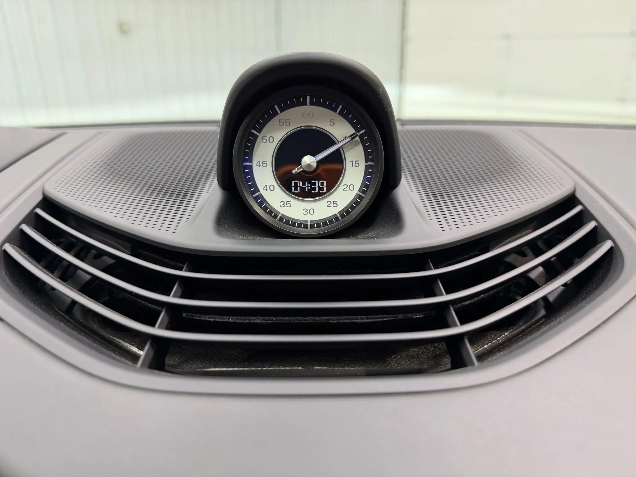 Used 2023 Porsche Taycan GTS AWD/4WD image 35