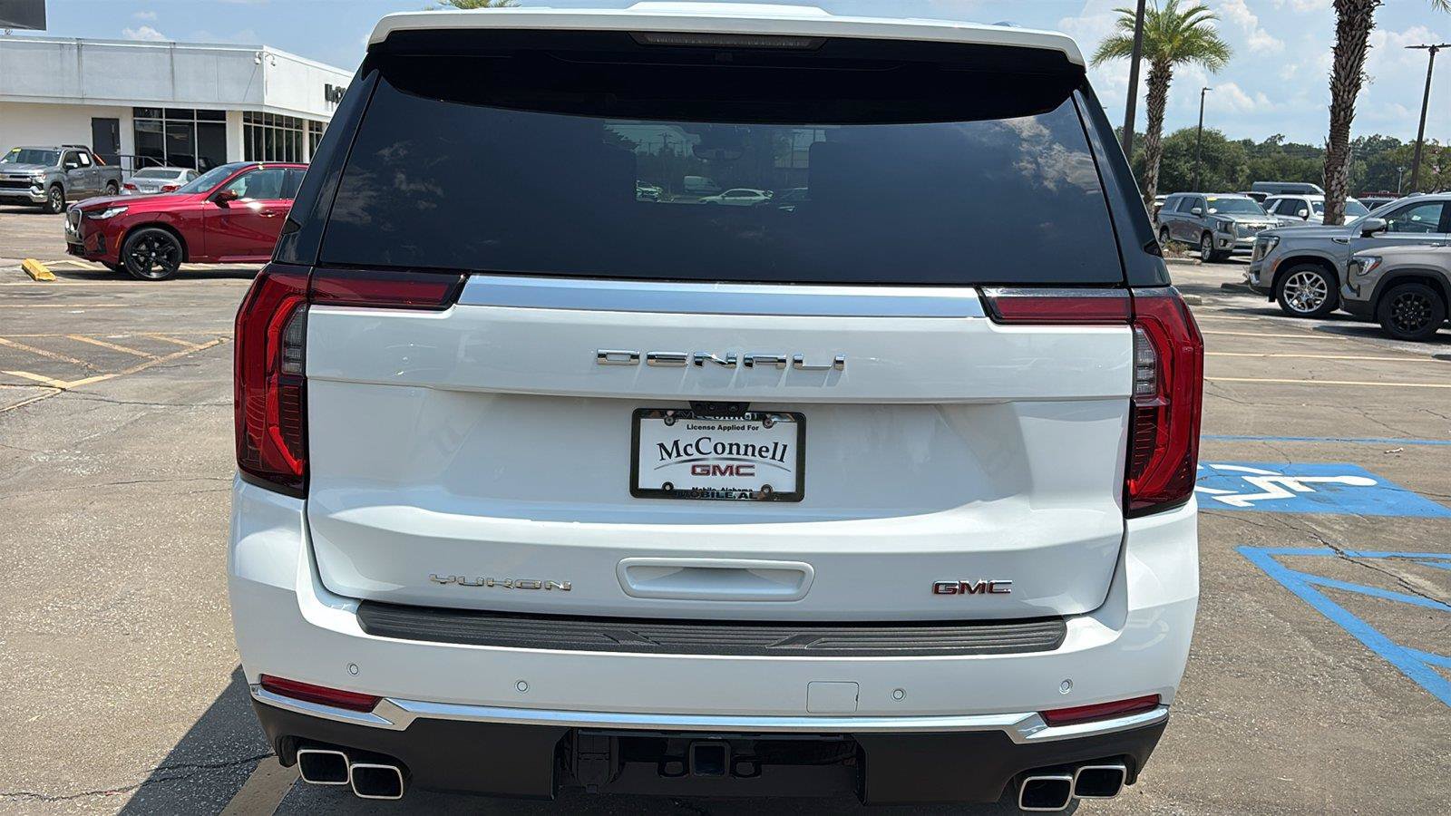 Certified 2026 GMC Yukon Denali w/ Denali Reserve Package RWD image 6