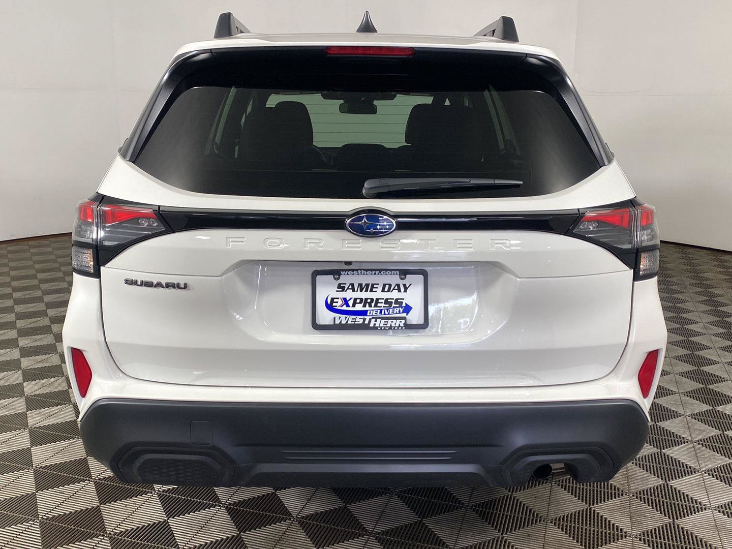 Used 2026 Subaru Forester Premium AWD/4WD image 7