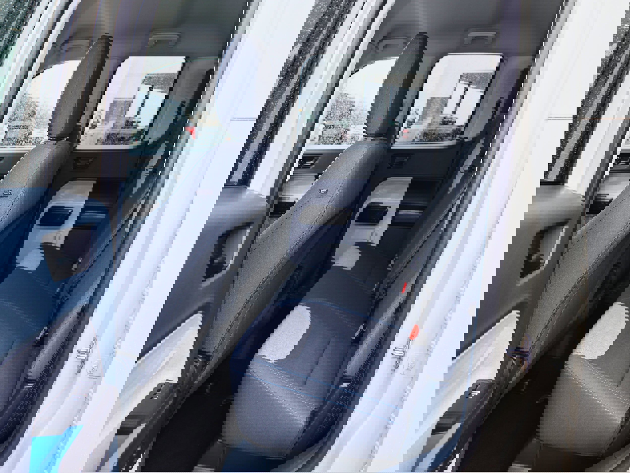 Used 2025 Ford Maverick XLT image 13