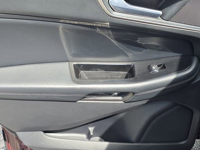 Used 2019 Ford Edge SEL w/ Equipment Group 201A FWD image 11