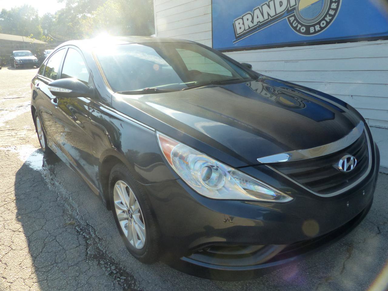 Used 2014 Hyundai Sonata GLS w/ Popular Equipment Group 2 FWD image 4