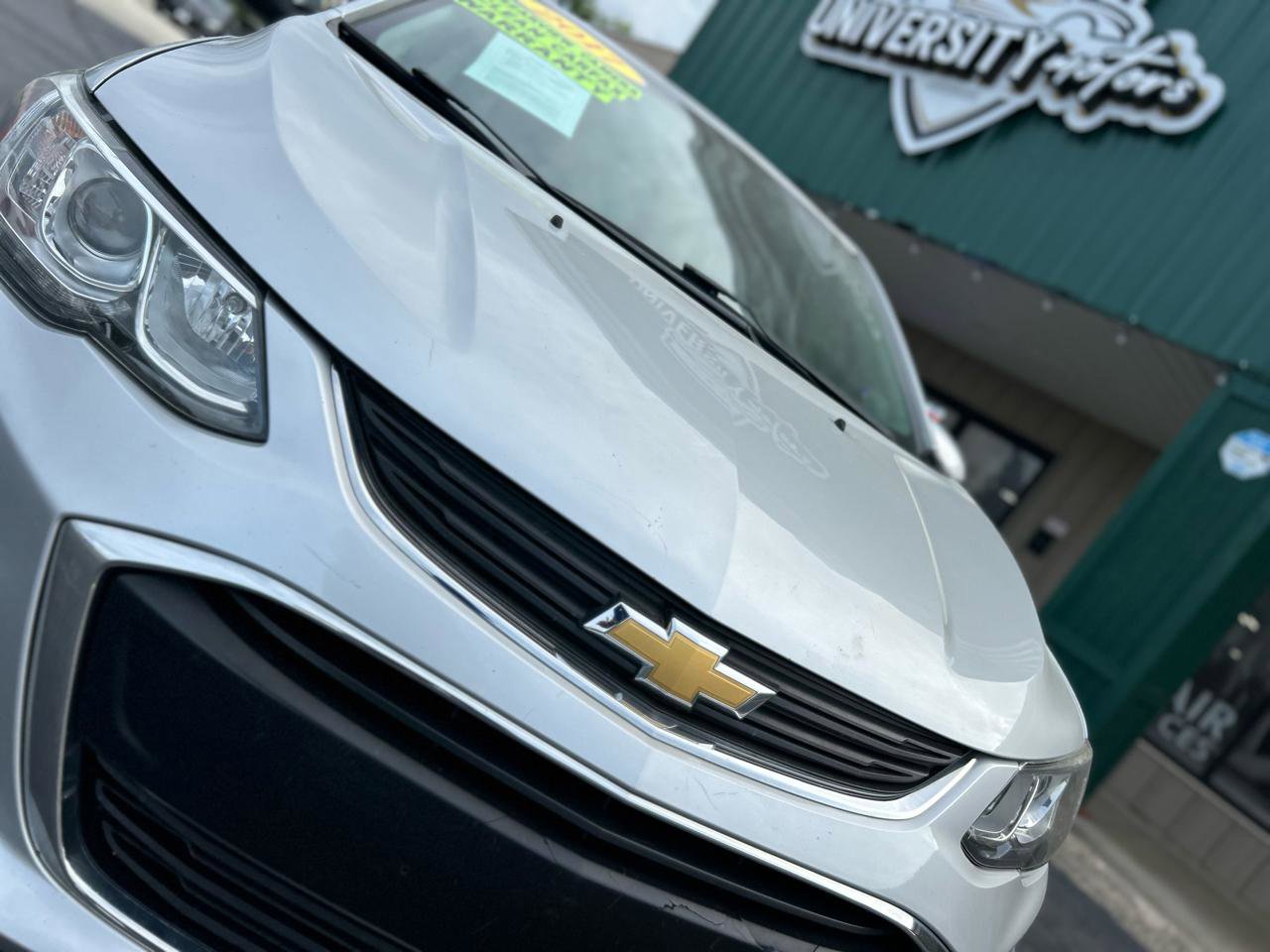 Used 2017 Chevrolet Sonic LT image 9