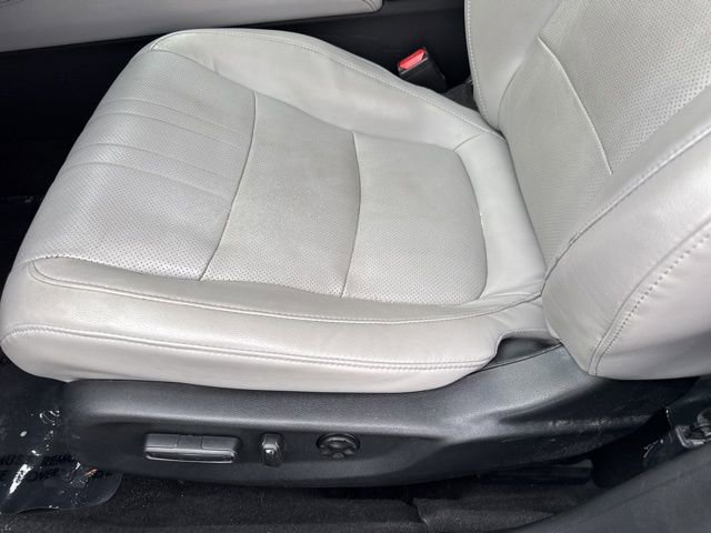 Certified 2018 Honda Accord Touring image 17