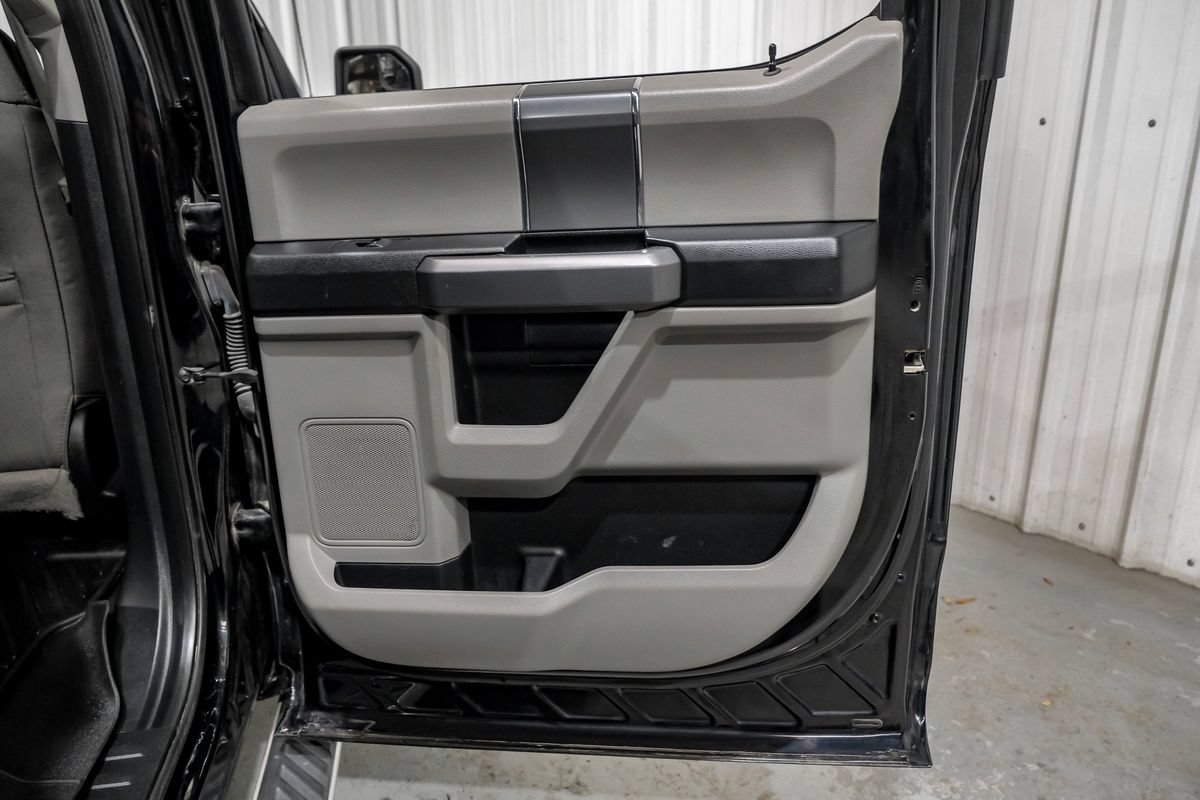 Used 2016 Ford F150 XLT w/ Equipment Group 302A Luxury RWD image 45