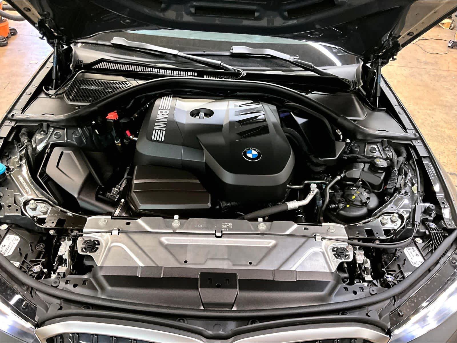 Used 2026 BMW 330i Sedan w/ Premium Package RWD image 13