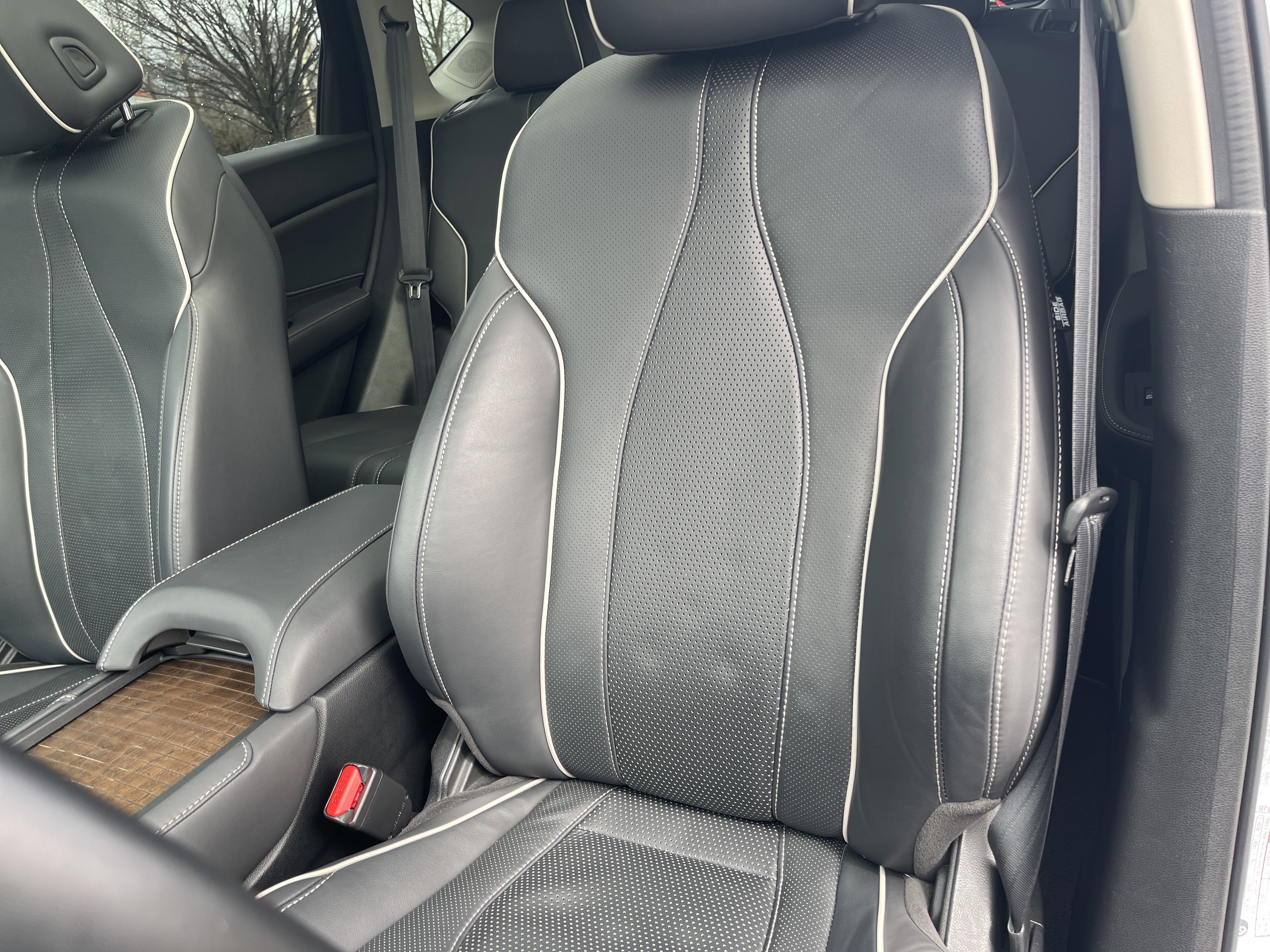 Used 2024 Acura RDX w/Advance Package image 10