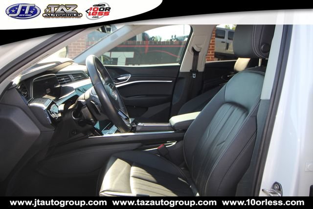 Used 2022 Audi e-tron Premium Plus w/ Premium Plus Package AWD/4WD image 11