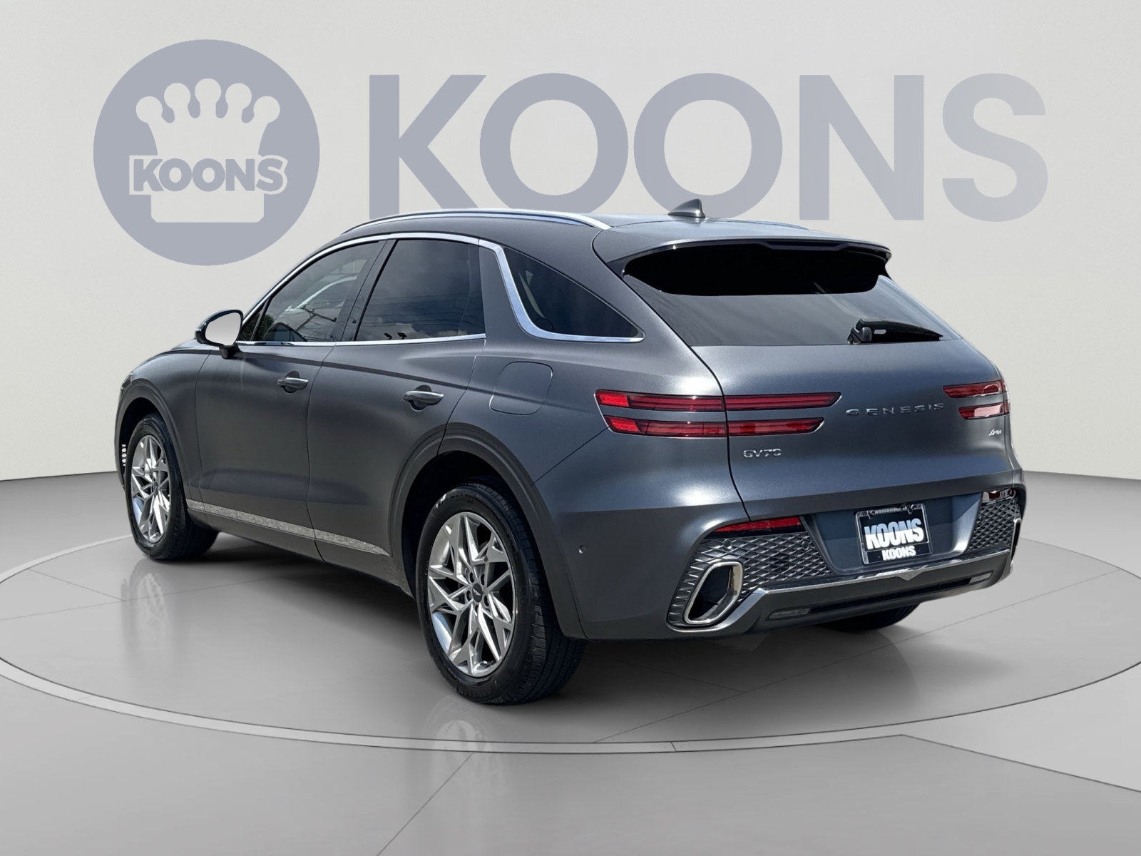 Used 2022 Genesis GV70 2.5T w/ Advanced Package AWD/4WD image 4