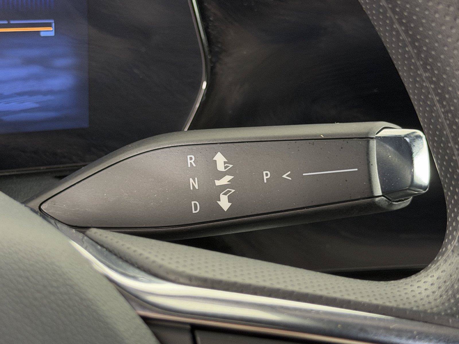 Certified 2025 Chevrolet Equinox EV LT FWD image 29
