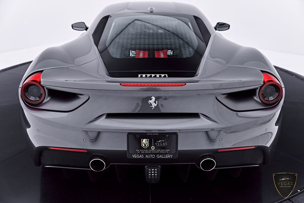 Used 2018 Ferrari 488 GTB RWD image 29