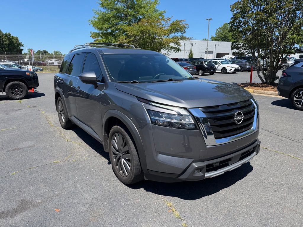 Used 2022 Nissan Pathfinder SL w/ SL Premium Package FWD video 1