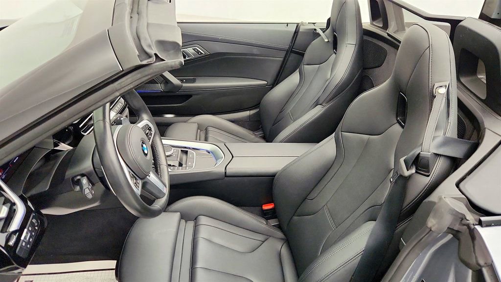 Used 2025 BMW Z4 sDrive30i w/ Premium Package image 21