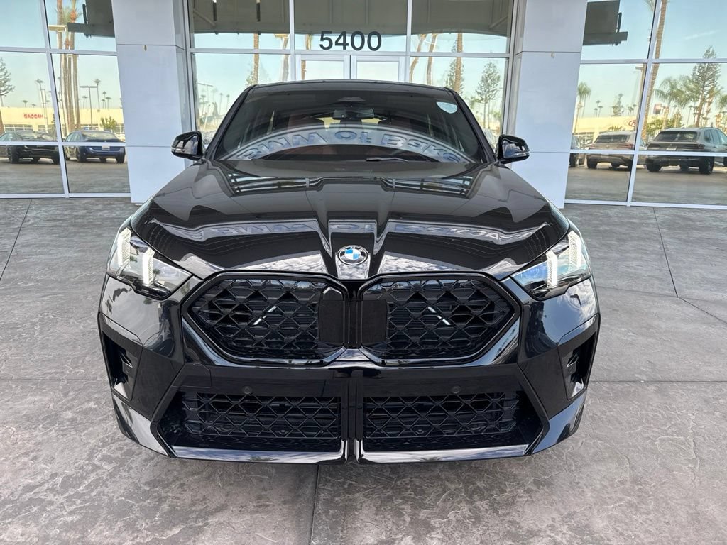New 2026 BMW X2 xDrive28i w/ M Sport Package AWD/4WD image 2
