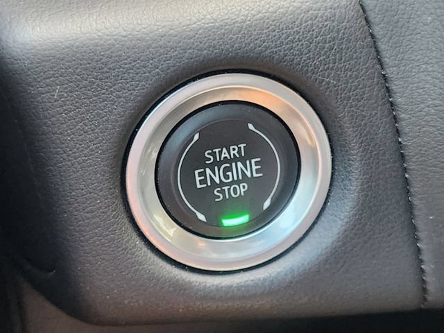 Used 2022 GMC Yukon XL SLE RWD image 8