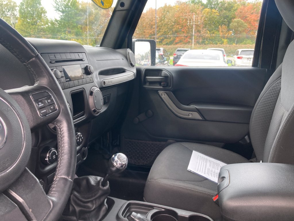 Used 2016 Jeep Wrangler Sport w/ Quick Order Package 23S AWD/4WD image 15