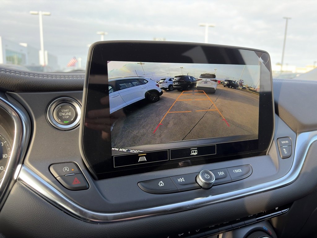 Used 2025 Chevrolet Blazer LT w/ Driver Confidence Package image 25