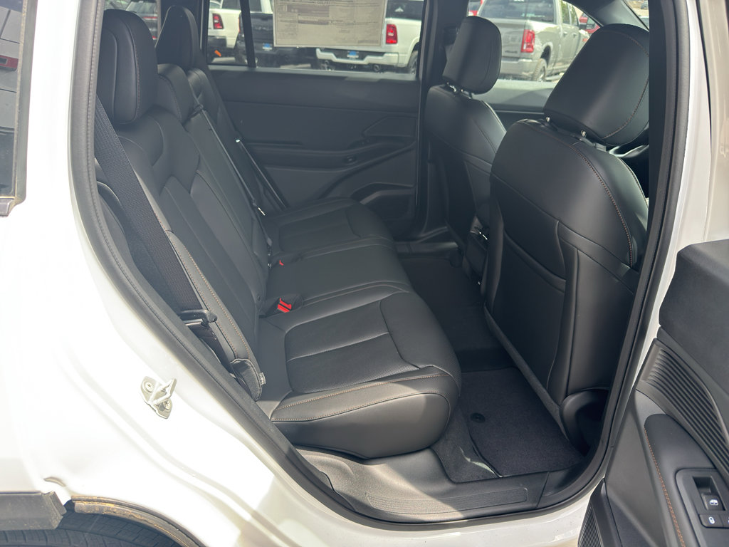 New 2026 Jeep Cherokee Limited AWD/4WD image 12