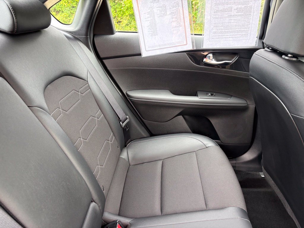 Used 2024 Kia Forte GT-Line FWD image 37