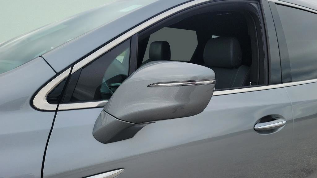 Used 2023 Buick Enclave Essence w/ Sport Touring Edition image 11