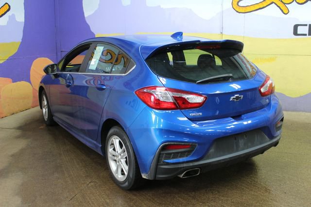 Used 2018 Chevrolet Cruze LT w/ RS Package FWD image 6