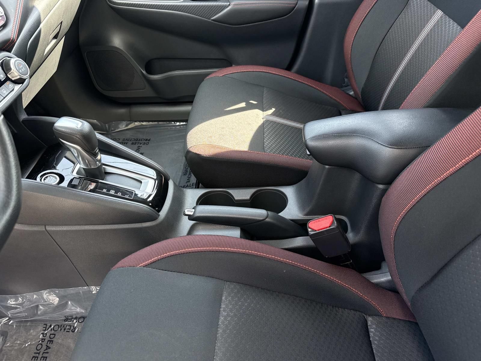 Used 2025 Nissan Versa SR w/ Trunk Package FWD image 21