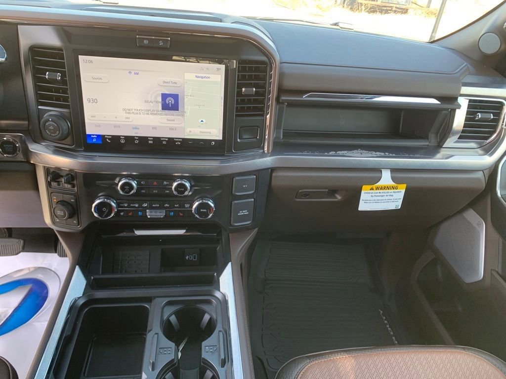 New 2025 Ford F250 King Ranch w/ Chrome Package image 24