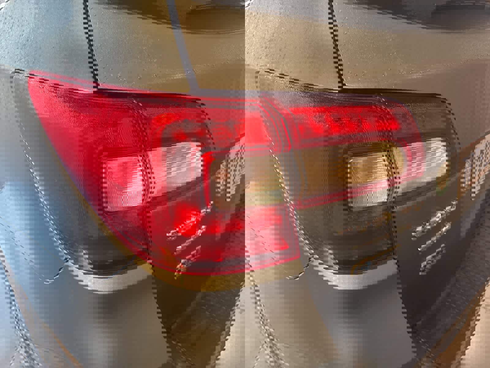 Used 2016 Subaru Outback 2.5i Limited image 10