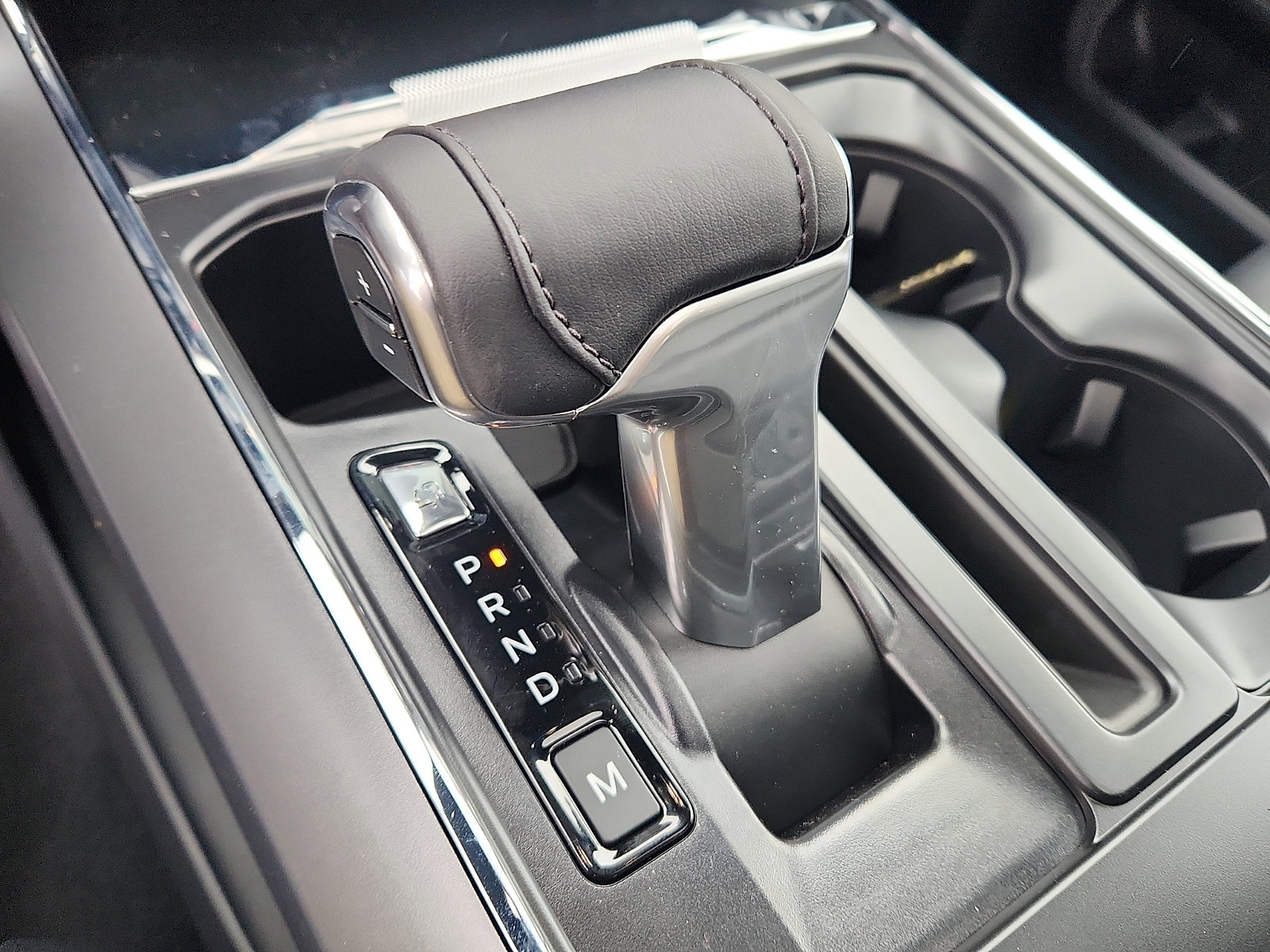 New 2025 Ford F150 Lariat w/ Equipment Group 502A High image 11