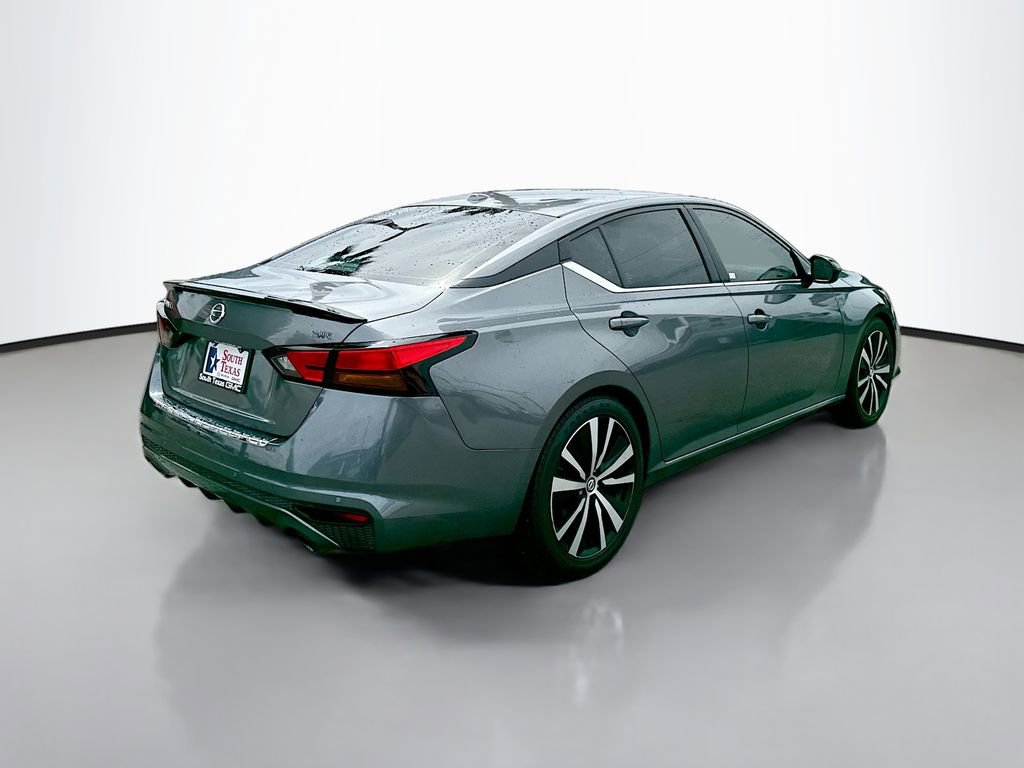 Used 2022 Nissan Altima 2.5 SR FWD image 7