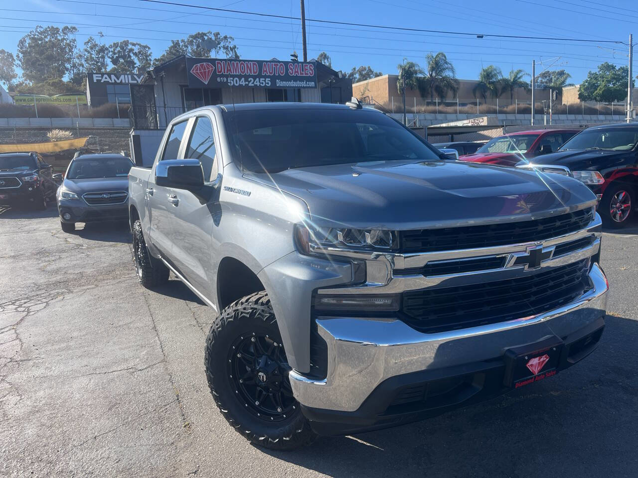 Used 2019 Chevrolet Silverado 1500 LT w/ All-Star Edition image 2