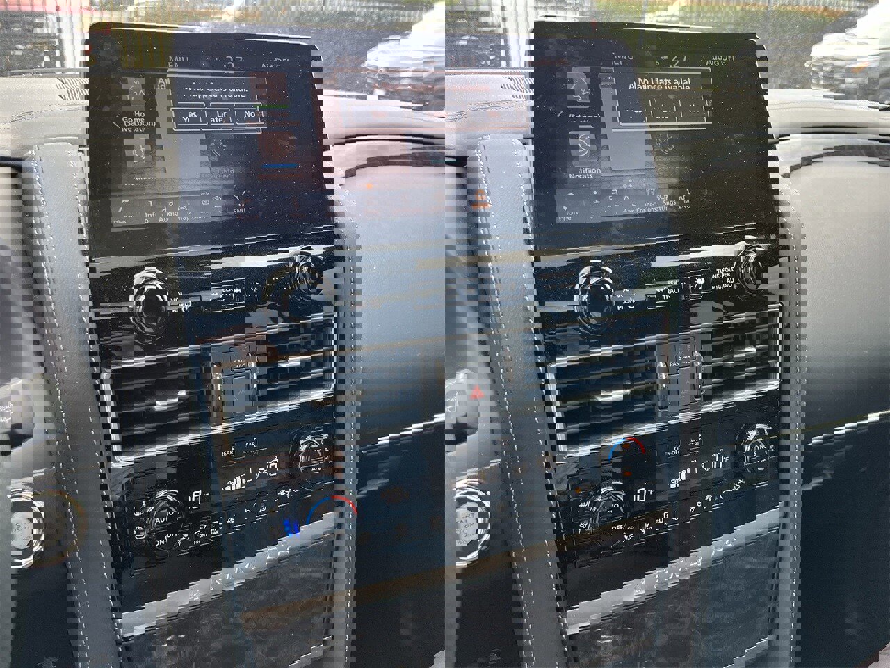 Certified 2024 Nissan Armada Platinum w/ Captain's Chairs Package image 8