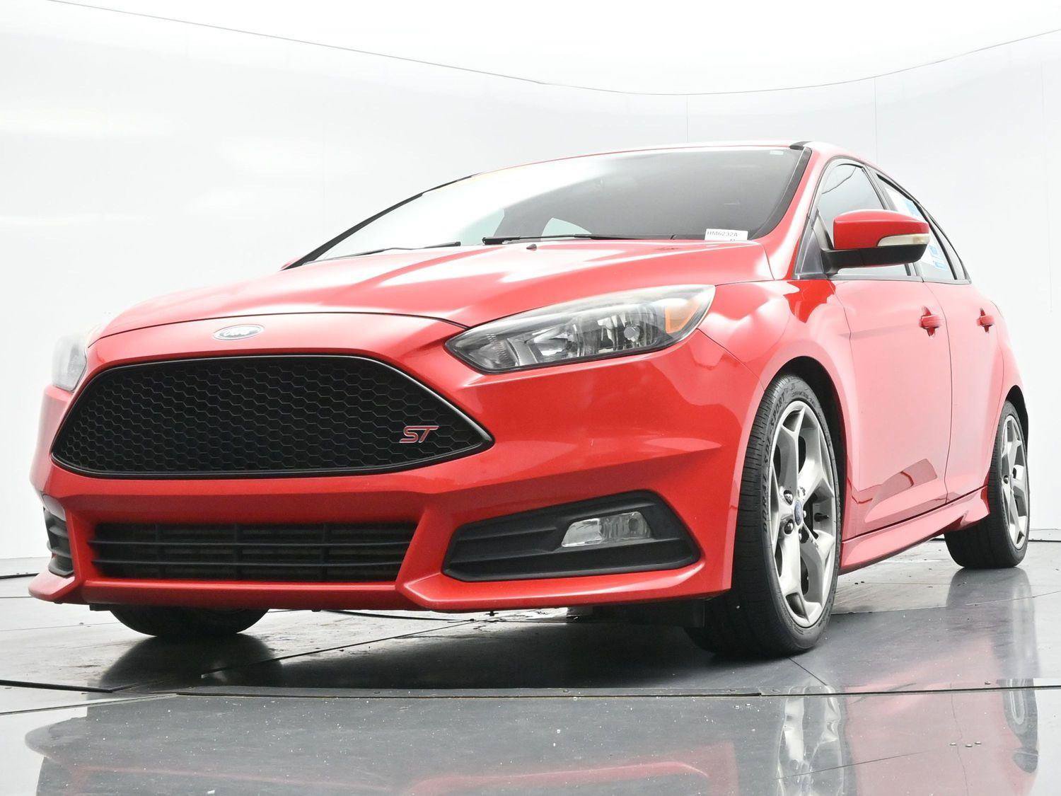 Used 2016 Ford Focus ST FWD image 42