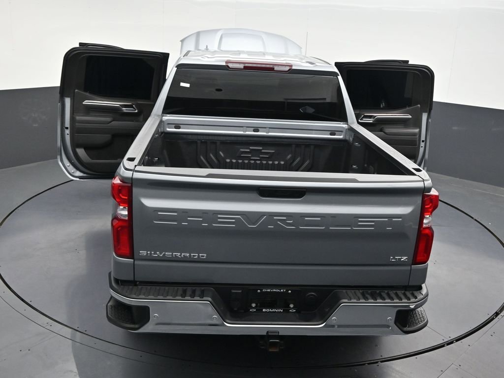 Used 2025 Chevrolet Silverado 1500 LTZ RWD image 39