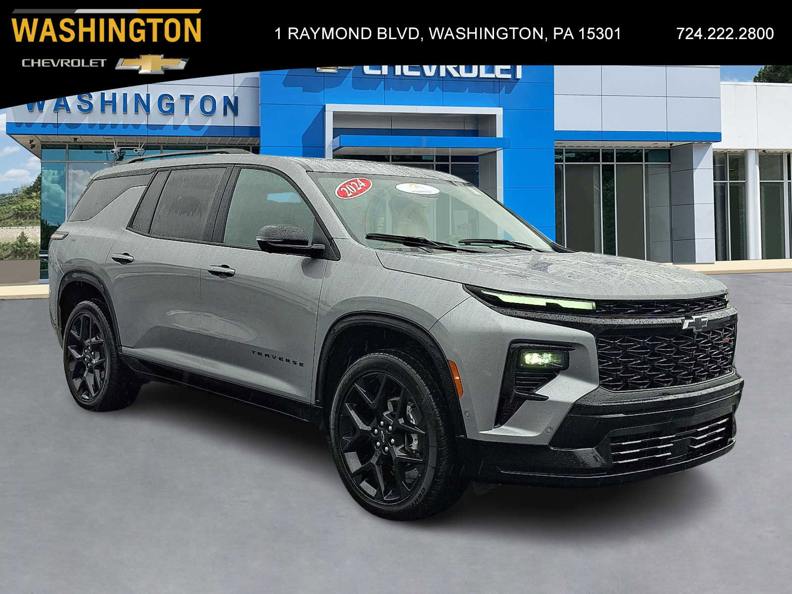 Used 2024 Chevrolet Traverse RS w/ LPO, Floor Liner Package image 1