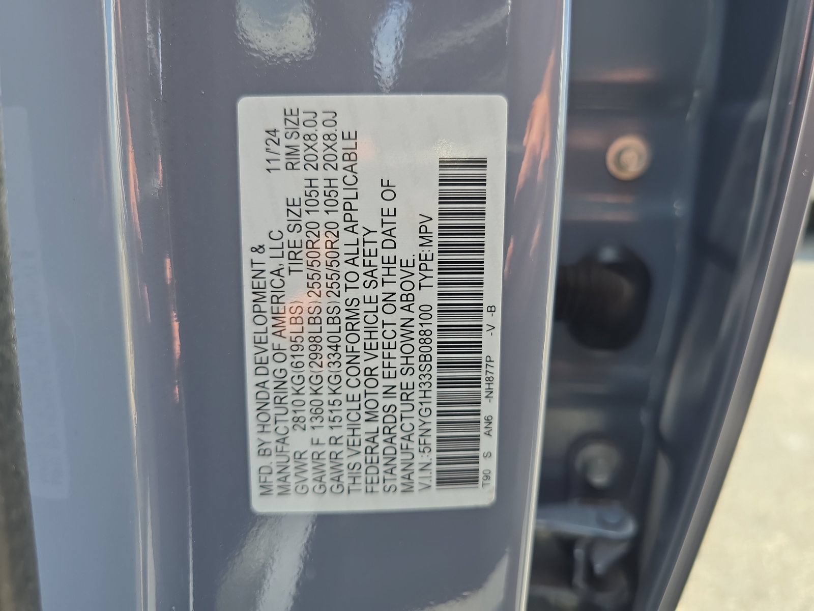 Certified 2025 Honda Pilot Sport image 30