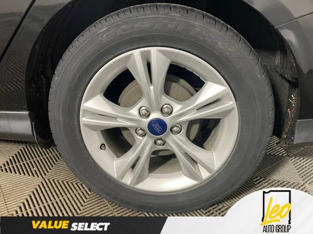 Used 2014 Ford Focus SE w/ SE Winter Package FWD image 21