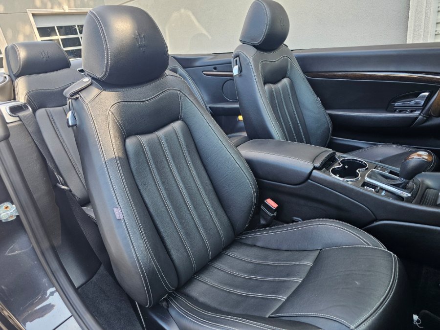 Used 2011 Maserati GranTurismo Convertible RWD image 10
