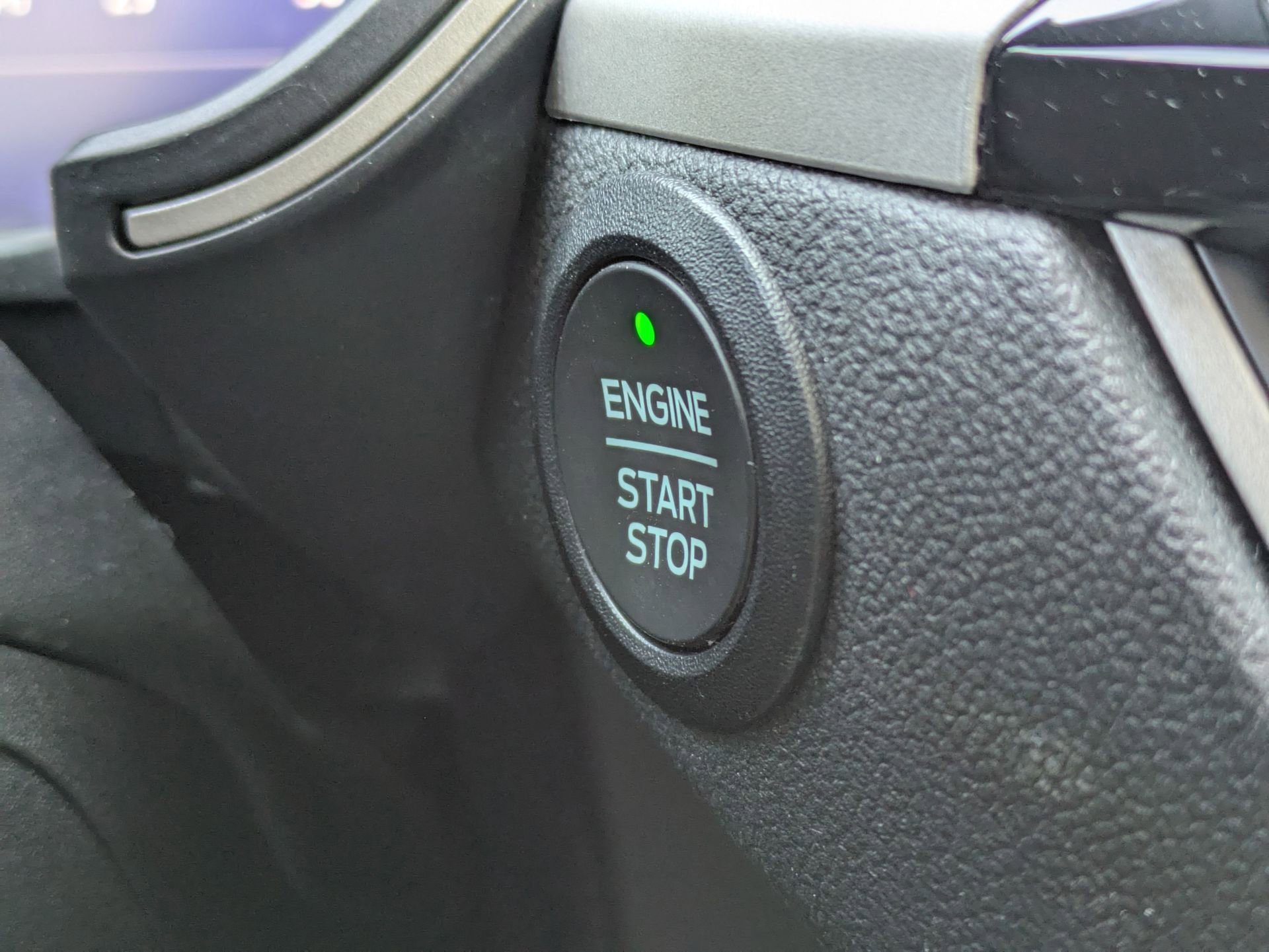 Certified 2022 Ford Escape SEL w/ Technology Package image 34