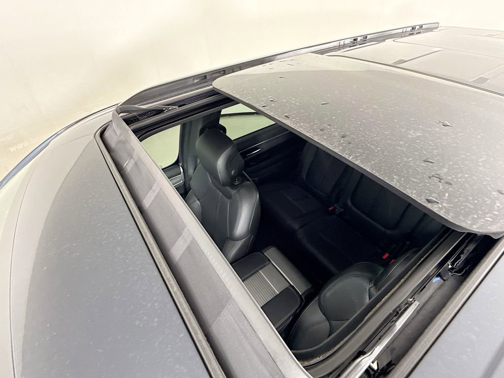 New 2025 Jeep Wagoneer 4WD image 23